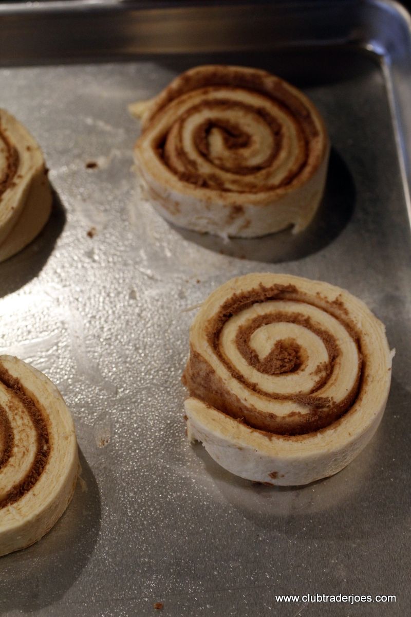 Trader Joe's Jumbo Cinnamon Rolls baking